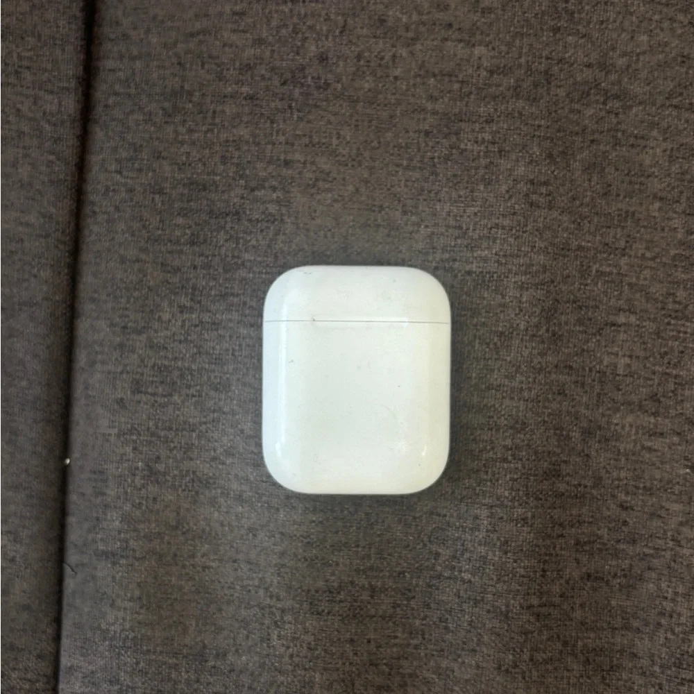 Apple Airpods Gen 1 Charging Case